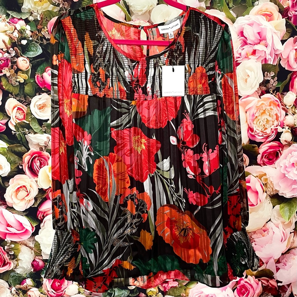 Gibson Latimer Floral Top Size XL